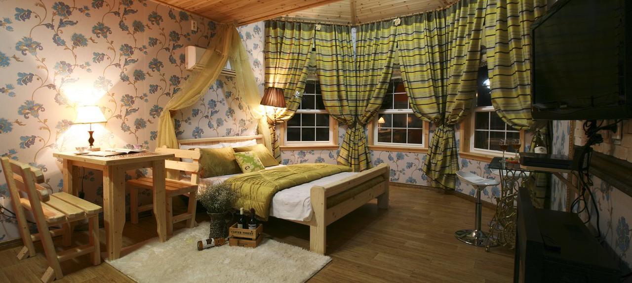 Gold Castle Pension Pyeongchang Bagian luar foto