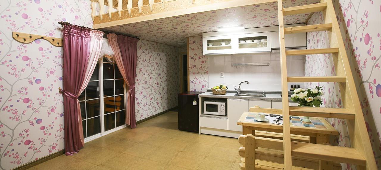 Gold Castle Pension Pyeongchang Bagian luar foto