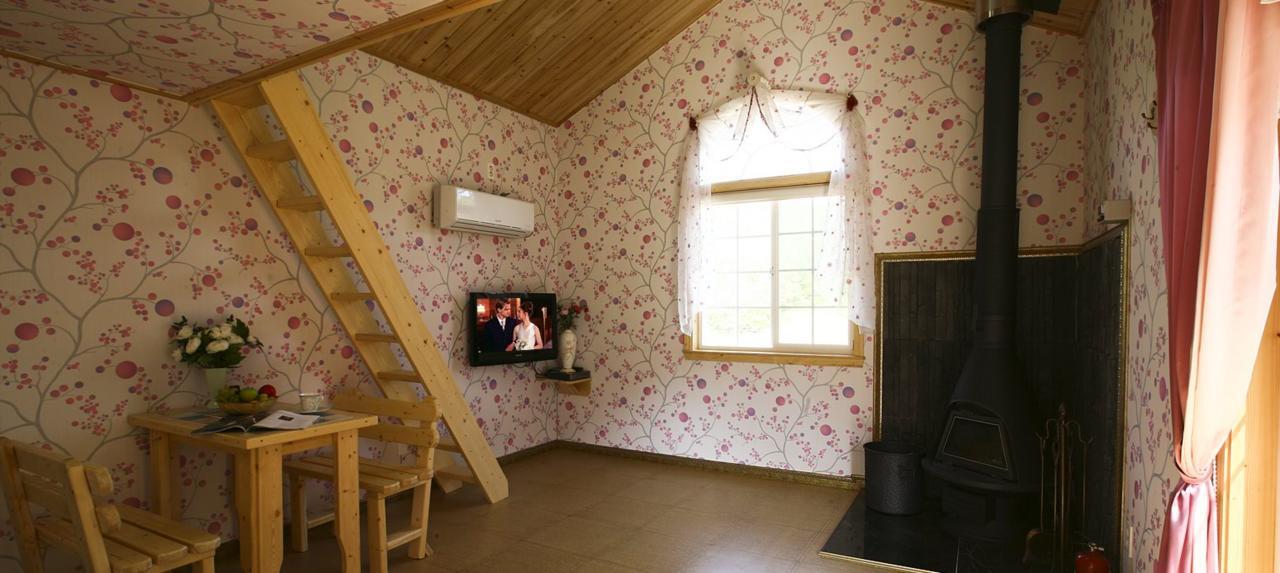 Gold Castle Pension Pyeongchang Bagian luar foto