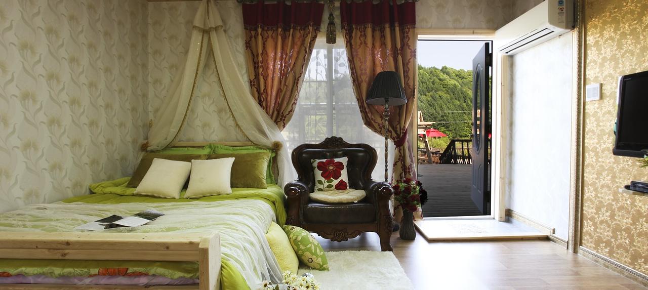 Gold Castle Pension Pyeongchang Bagian luar foto